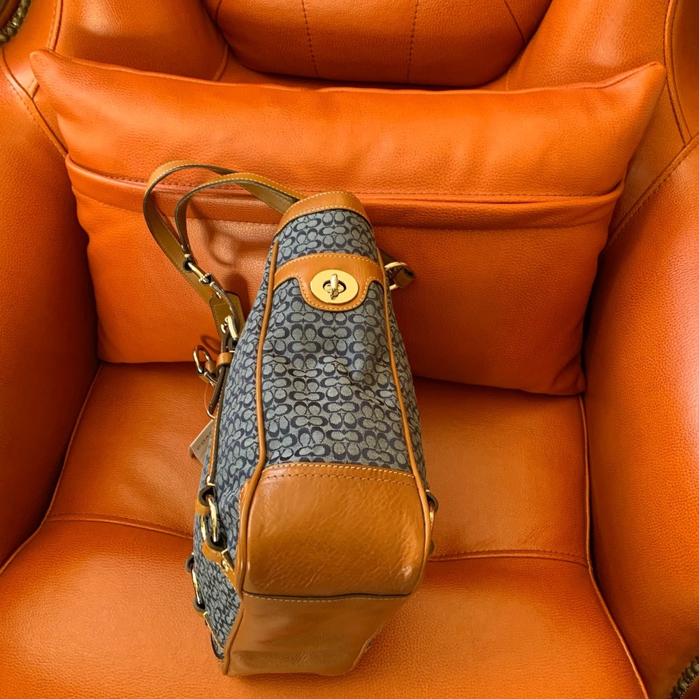 Coach New w/tag Purse with silver hardware 10X13 - Picture 3 of 6